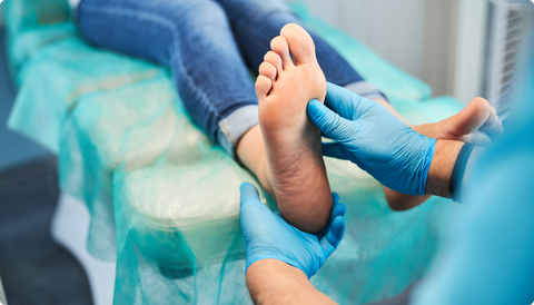 A Podiatrist’s Take on HOCl: A Complete Solution for Foot Care Professionals